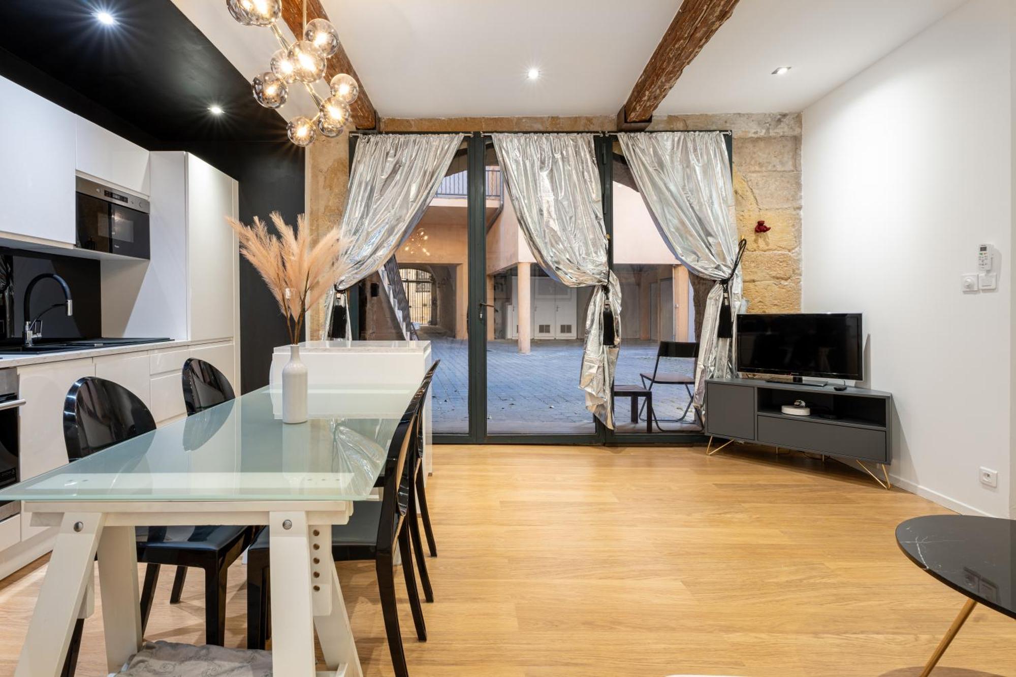 Le Yona Mirabeau - Appartement T3 Atypique Situe Dans Le Centre Ville Historique - Proche Rotonde Aix-en-Provence Ngoại thất bức ảnh