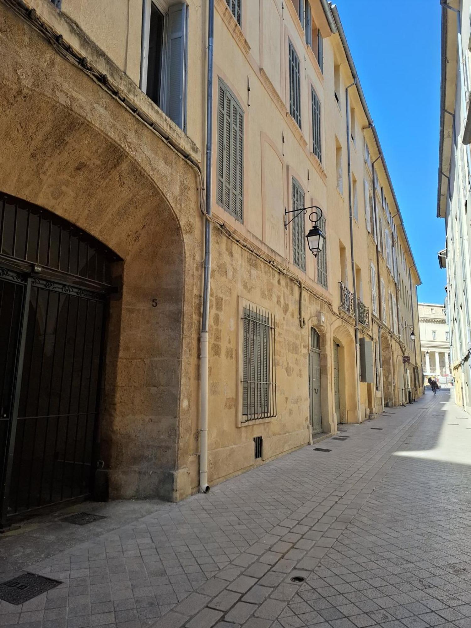 Le Yona Mirabeau - Appartement T3 Atypique Situe Dans Le Centre Ville Historique - Proche Rotonde Aix-en-Provence Ngoại thất bức ảnh